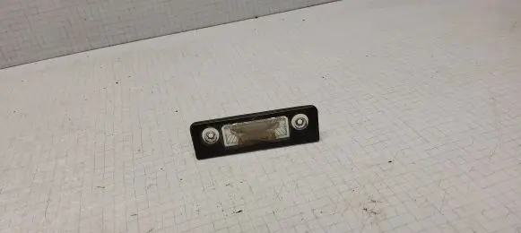 Skoda Octavia Mk2 (1Z) Number plate light 1Z0943021