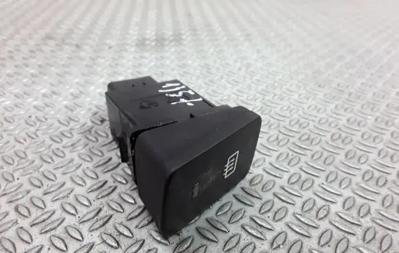Hyundai Tucson LM Windscreen/window heater switch