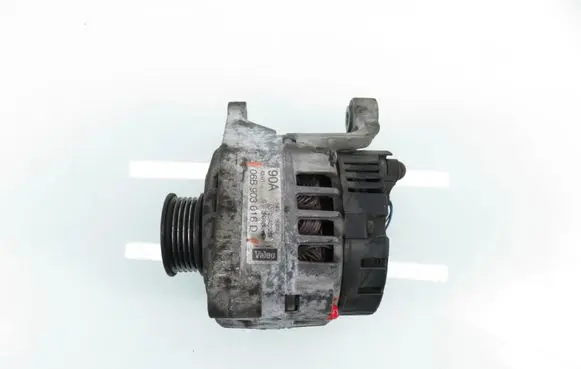 Volkswagen PASSAT B5.5 Generator/alternator 06B903016D
