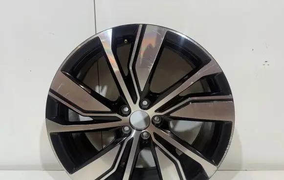 Volvo XC40 R20 alloy rim 32243376