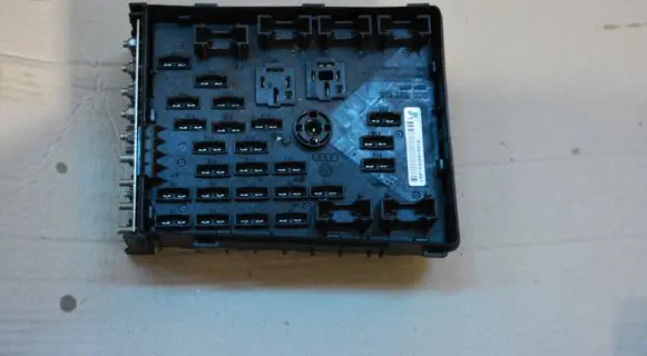 Volkswagen Sharan Fuse module 3C0937125