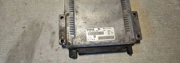 Peugeot 806 Engine control unit/module 9635156680 EDC15C2 0281010028