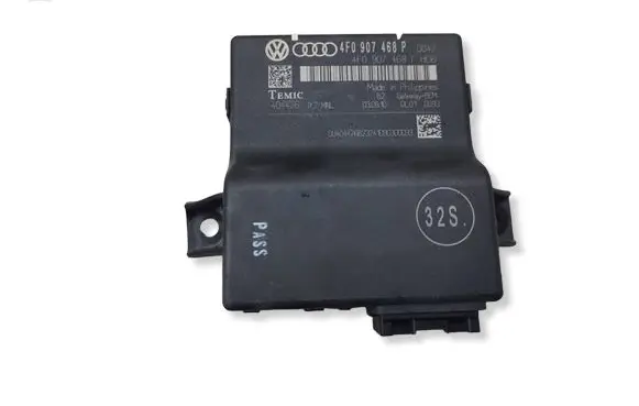 Audi Q7 4L Gateway control module 4F0907468P