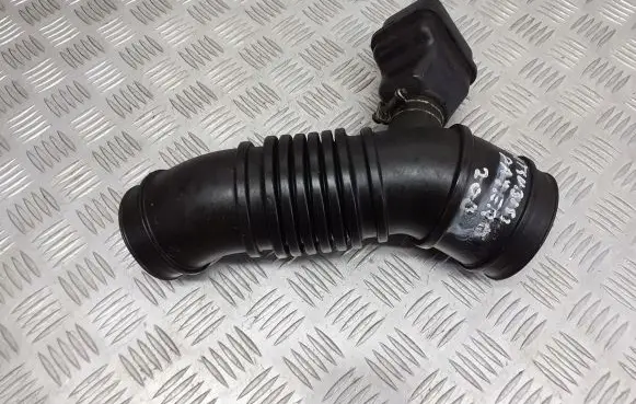 Mitsubishi Pajero Pinin Air intake hose/pipe MR539023-AB