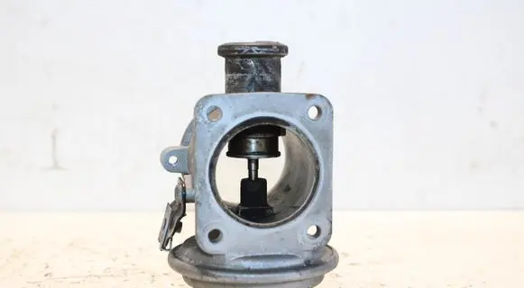 BMW 5 E60 E61 EGR valve 7804380