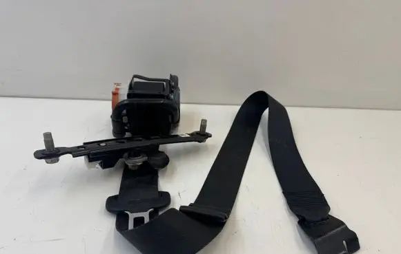 Nissan Qashqai Front seatbelt 868854EA2A