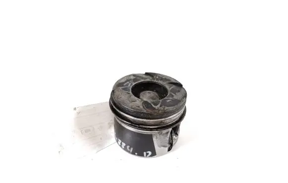 Mercedes-Benz S W220 Piston with connecting rod