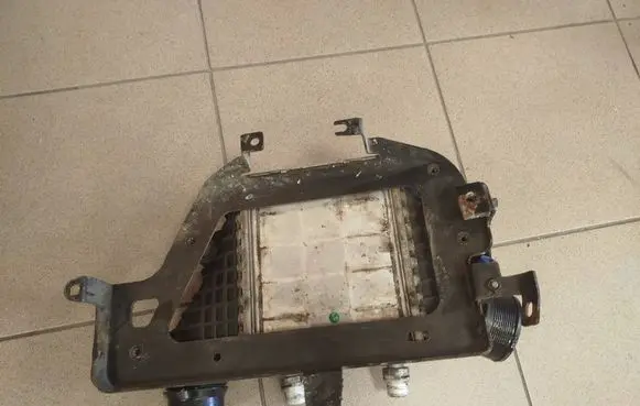 Land Rover Discovery Sport Intercooler radiator GJ329L440AB