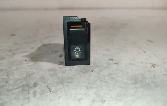 Iveco Daily 30.8 - 9 Interior lighting switch 512600 7531