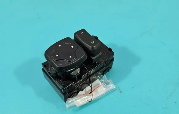Hyundai Kona I Electric window control switch 3K548A-1000 IMPRK1450323
