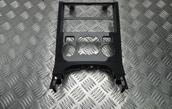 Peugeot 5008 Radio/GPS head unit trim 9685099777 I9290