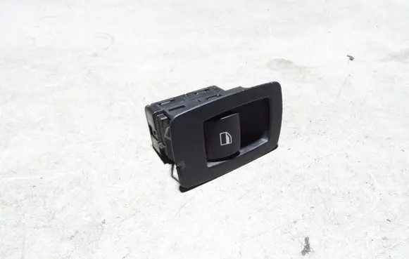 BMW 1 E81 E87 Electric window control switch 6935534