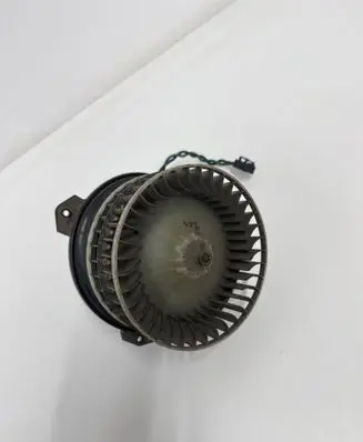 Chrysler Grand Voyager IV Heater fan/blower AY1661000347
