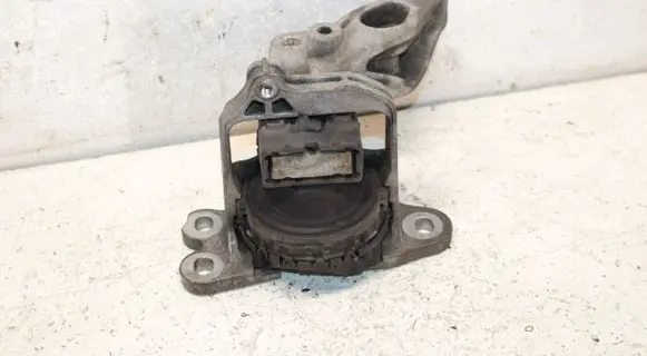Opel Vivaro Engine mount bracket 112101360R 112841371R