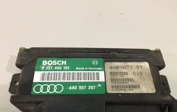 Audi 100 S4 C4 Combustion control unit/module 4A0907397 0227400192