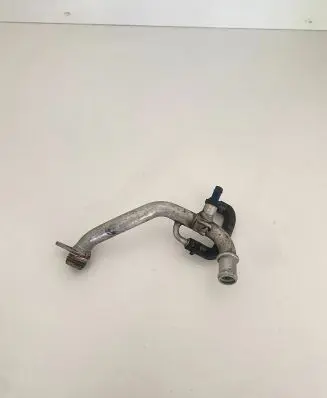Volkswagen Touareg II Engine coolant pipe/hose 057121131B