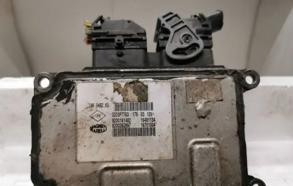 Renault Kangoo I Engine control unit/module 8200262897 16481134 8200181482