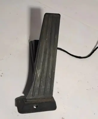 BMW 5 F10 F11 Accelerator throttle pedal 6789998 25916010 1910102065A