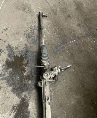 Toyota Avensis T250 Steering rack