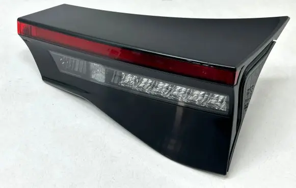 Toyota Yaris Cross Tailgate rear/tail lights 815800DB70 L412659 FL3528800627