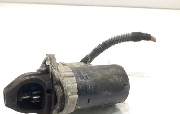 Opel Corsa D Starter motor 55578921