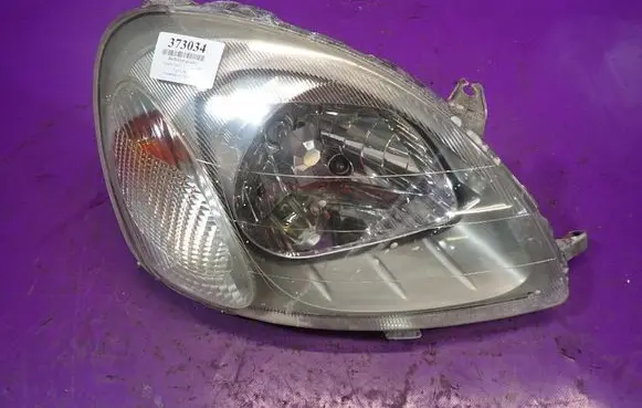 Toyota Yaris Verso Headlight/headlamp 