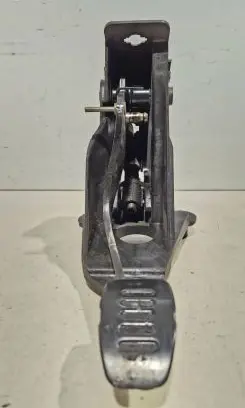 Renault Laguna III Clutch pedal 09255210