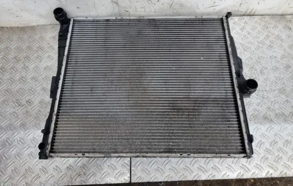 BMW X3 E83 Coolant radiator 3403551 17113403551 1668888