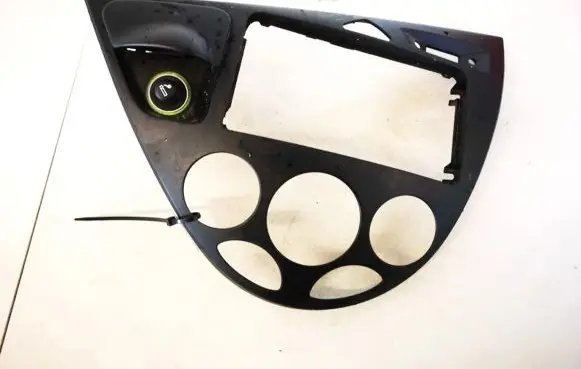 Ford Focus Other interior part 98aba047a04afw