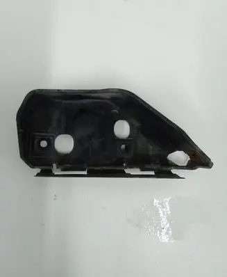 Volvo V50 Front bumper mounting bracket 31265397