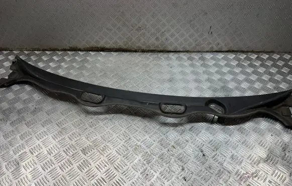 Audi A2 Wiper trim 8Z1819403