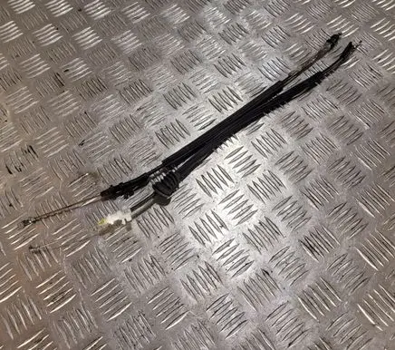 Volkswagen PASSAT B6 Front door cable line 