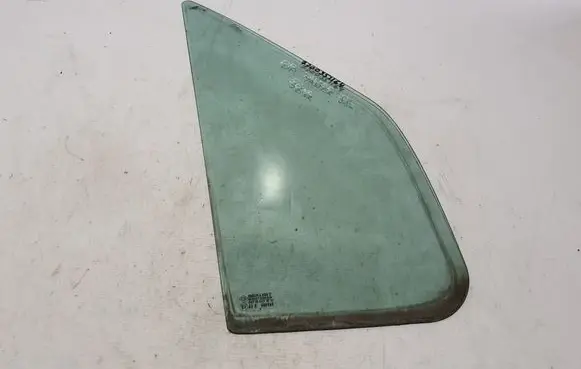 Renault Master II Front door vent window glass four-door 
