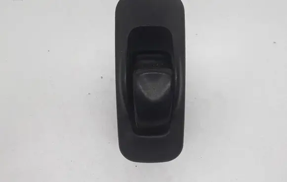 Mitsubishi Carisma Electric window control switch MR740601