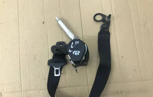 Mercedes-Benz A W168 Front seatbelt