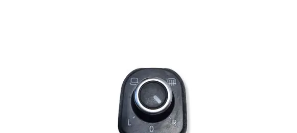 Volkswagen PASSAT B7 Wing mirror switch 5K0959565