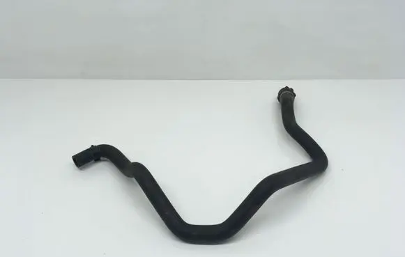 BMW X5 E70 Engine coolant pipe/hose 6945282