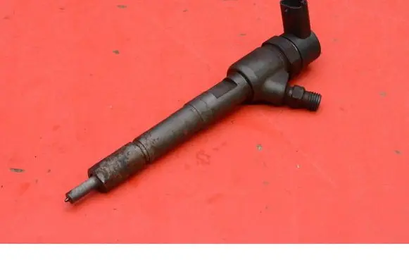 Fiat Grande Punto Fuel injector 0445110183