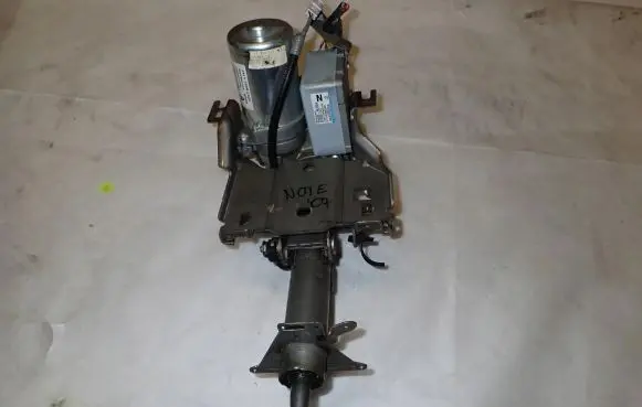 Nissan Note (E11) Steering rack