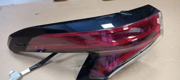 Toyota Sienna XL40 IV Rear/tail lights 8156008090