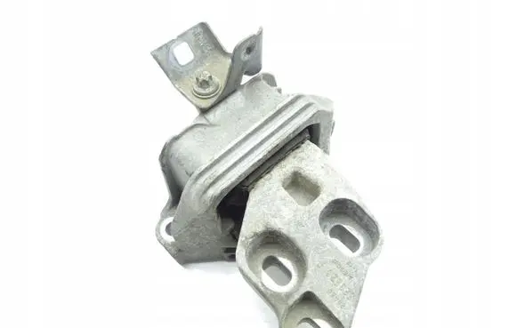 Mercedes-Benz A W176 Engine mount bracket A2462400217