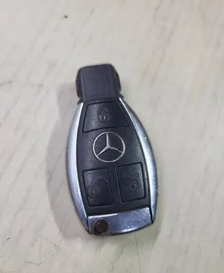 Mercedes-Benz E W212 Ignition key/card 