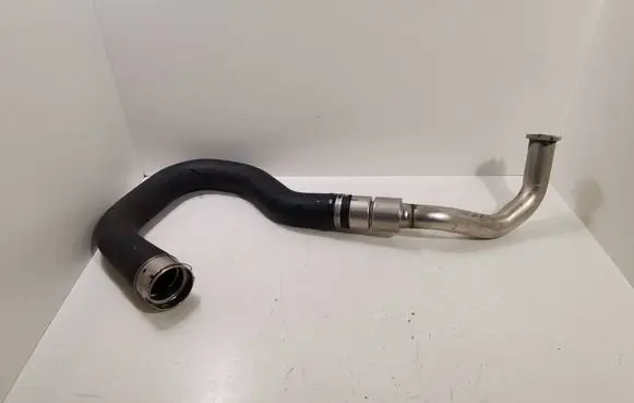 Intercooler hose/pipe