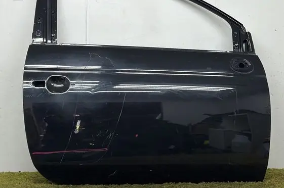 Fiat 500 Front door