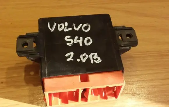 Volvo S40, V40 Other control units/modules 30817502