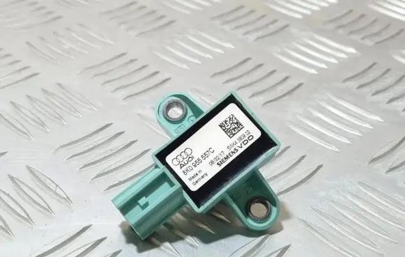 Audi A5 Sportback 8TA Airbag deployment crash/impact sensor 5WK4380902 8K0955557C