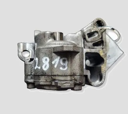 Skoda Yeti (5L) Oil pump 03L115105D 03L115153A