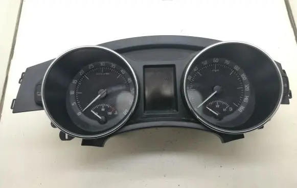 Skoda Superb B6 (3T) Speedometer (instrument cluster) 3T2920911D