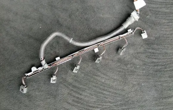 BMW 3 F30 F35 F31 Fuel injector wires 8572426 857242601 857242501