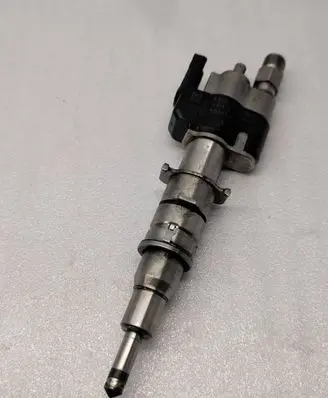 BMW 7 F01 F02 F03 F04 Fuel injector 7585261 10181010 PA66GF3596